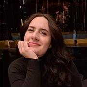 Studentessa diplomata presso il corso servizi socio sanitari, iscritta al corso di laurea triennale di Psicologia